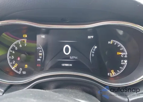 2017 Jeep Grand Cherokee Laredo 4X4 z USA, uszkodzony, nr VIN 1C4RJFAG1HC793256